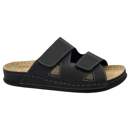 Lábbeli - 608 -as Doss férfi papucs - fekete