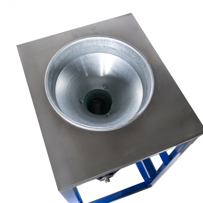 Masina tocat carne #32, cu masuta si motor electric, 2200W, Micul Fermier GF-0342, 2kg/min. [5]