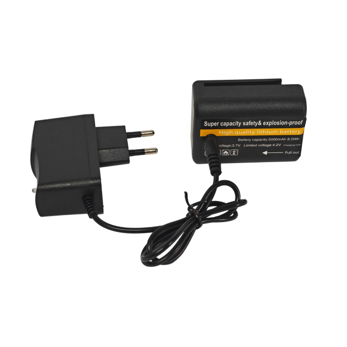 Nivelă laser profesională DDT-KRISTAL 12 linii, fascicul verde, cu trepied, acumulator Li-Ion, ochelari de protecție și valiză de transport [7]