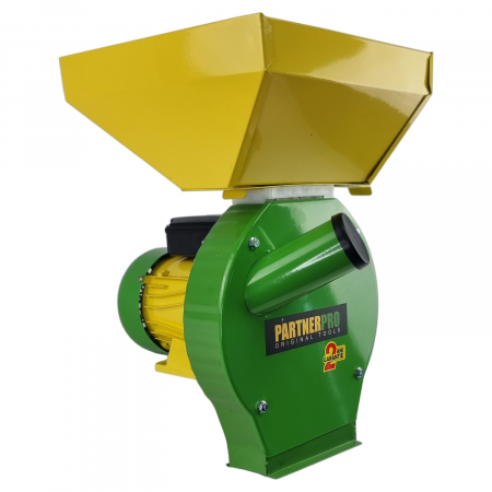 Mori & Batoze - Moara electrica PartnerPRO, 3900W, Productivitate 240Kg/h, 2850RPM, Galbena/Verde