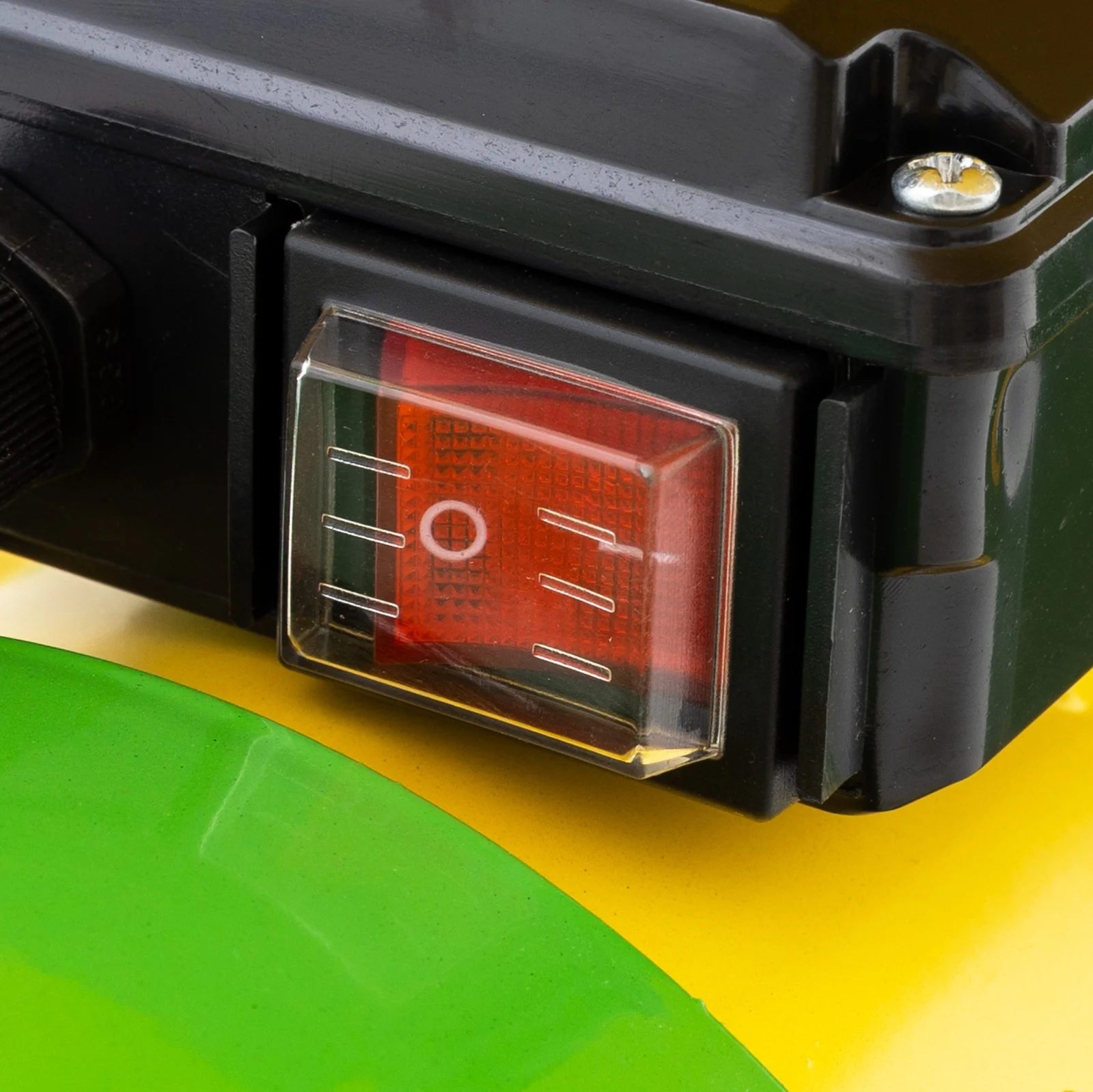 Moara electrica PartnerPRO, 3900W, Productivitate 240Kg/h, 2850RPM, Galbena/Verde [7]