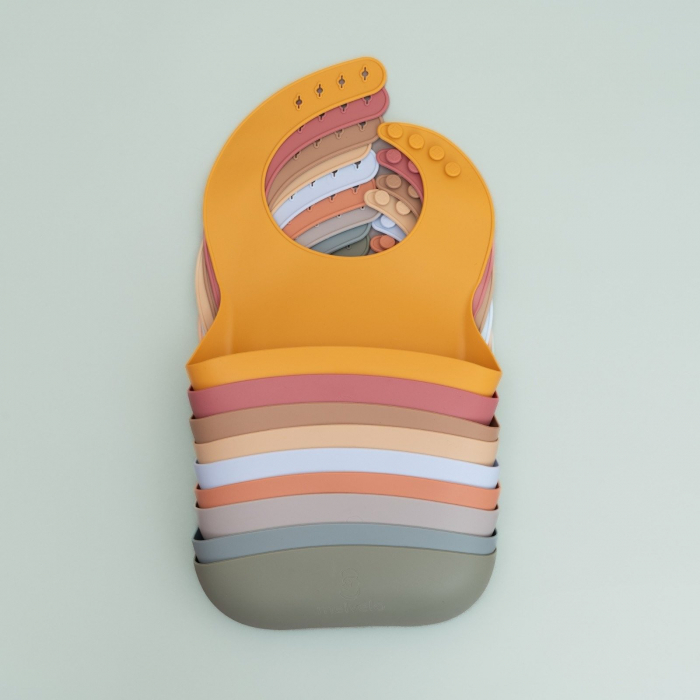 Baveta din silicon alimentar moale, pentru bebelusi, diversificare, Melvelo - Peach [4]