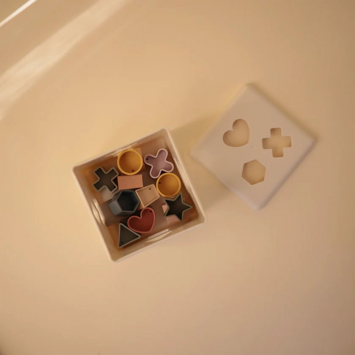 Cutie de sortare cu 12 forme geometrice, joc educativ - Mushie [3]