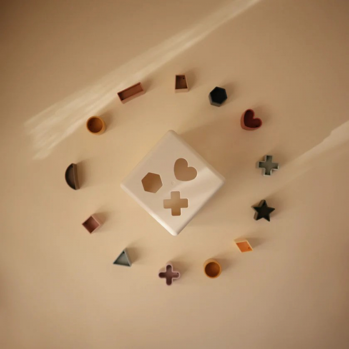 Cutie de sortare cu 12 forme geometrice, joc educativ - Mushie [2]