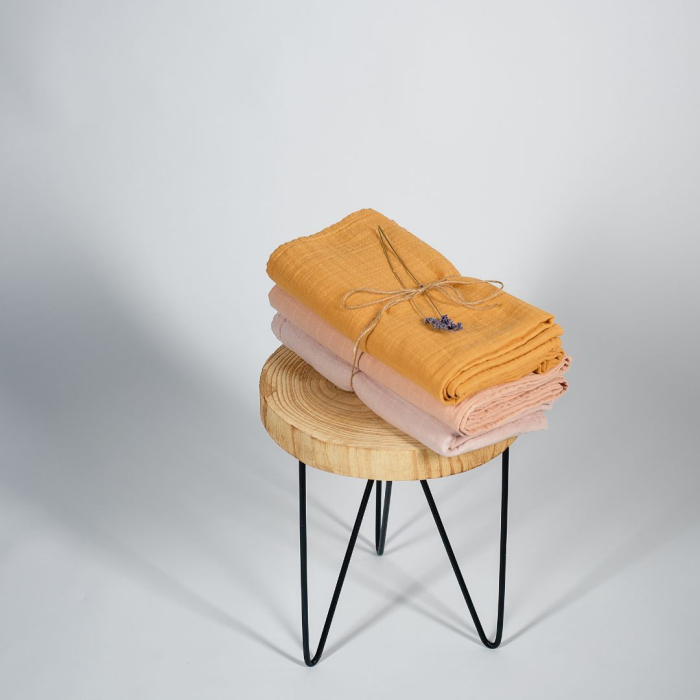 ONINO - Muselina multifunctionala din bumbac 100% organic, HUG.me, Honey Gold, x1 bucata, 120 x 120 cm, certificata GOTS [2]