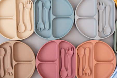 Farfurie diversificare divizata din silicon alimentar cu ventuza, anti-alunecare, Melvelo - Vanilla [3]