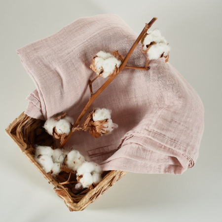Produse - ONINO - Muselina multifunctionala din bumbac 100% organic, HUG.me, Warm Peach, x1 bucata, 120 x 120 cm, certificata GOTS