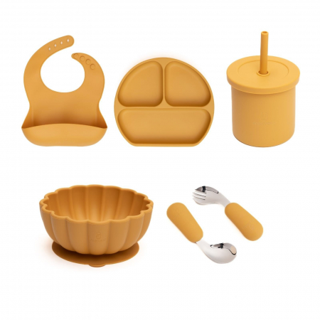 Servire masa copii - Set hranire bebe, silicon, diversificare, Farfurie plata + Bol pumpkin + Baveta + Lingurita si Furculita + Cana 2 in 1, Melvelo - Mustard