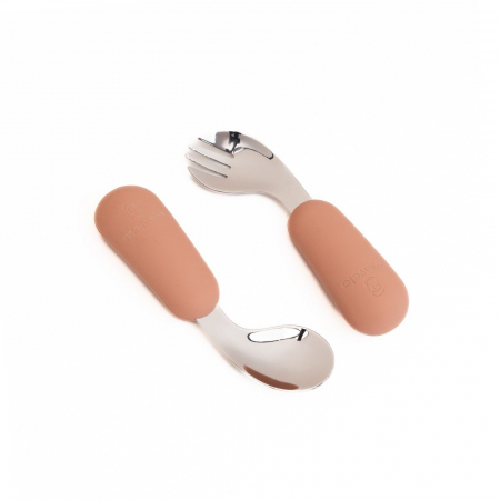 Servire masa copii - Set tacamuri antrenament Furculita + Lingurita din metal si silicon alimentar, Melvelo - Peach