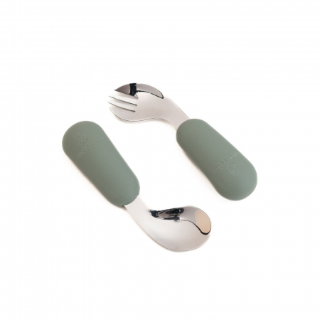 Servire masa copii - Set tacamuri antrenament Furculita + Lingurita din metal si silicon alimentar, Melvelo - Sage