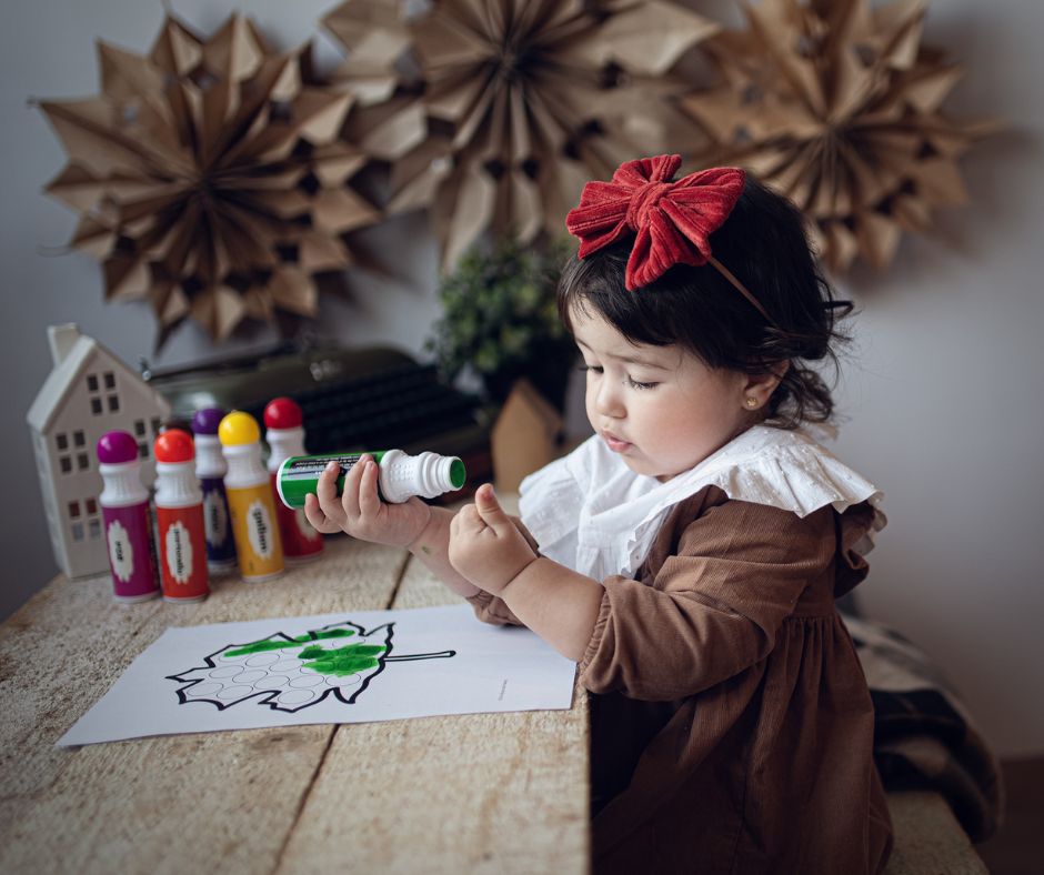 Fișe de colorat cu imagini și activități educative pentru copii