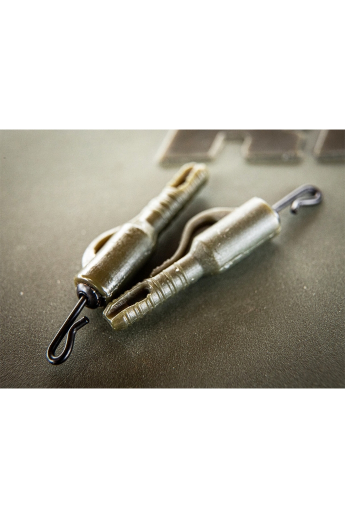 Select Baits OneBody Lead Clip with Quick Change Swivel Weed Green [1]