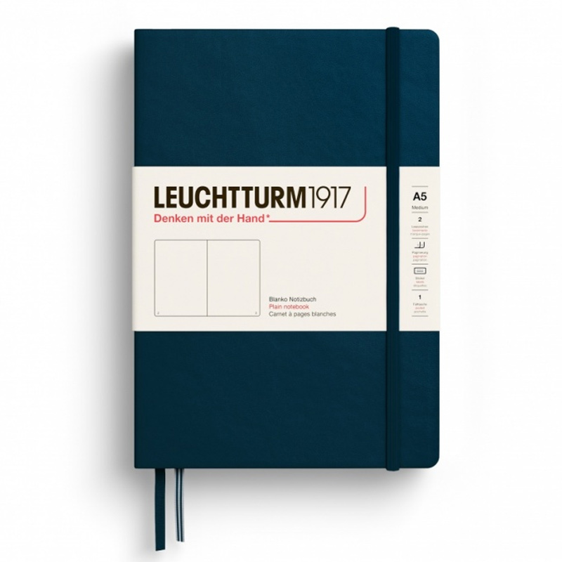 Caiet a5 velin coperta rigida albastru marin leuchtturm