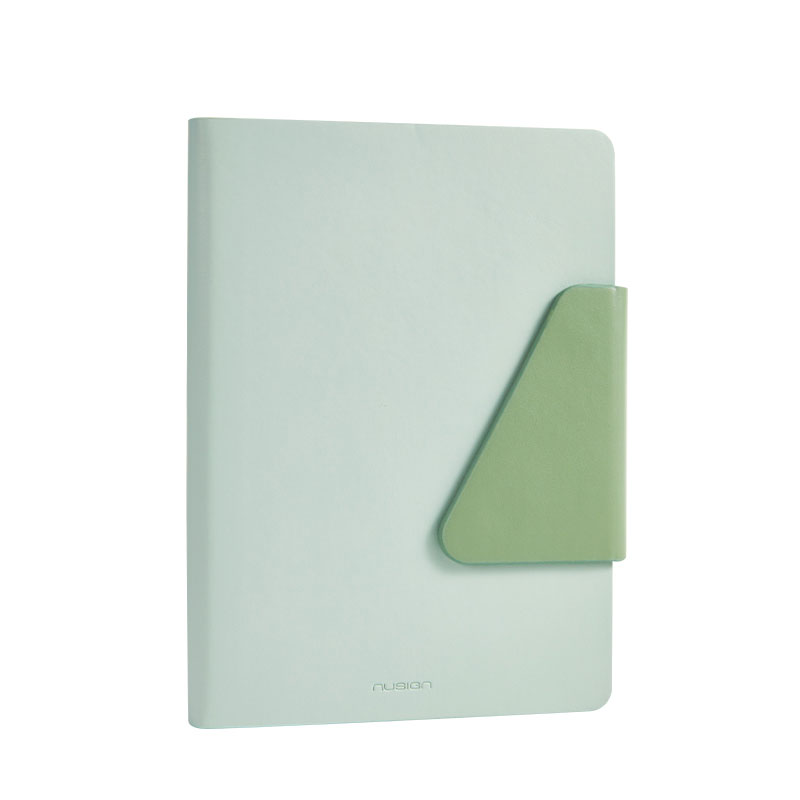 Caiet birou a5 96 file dictando coperta piele si clapeta verde nusign deli