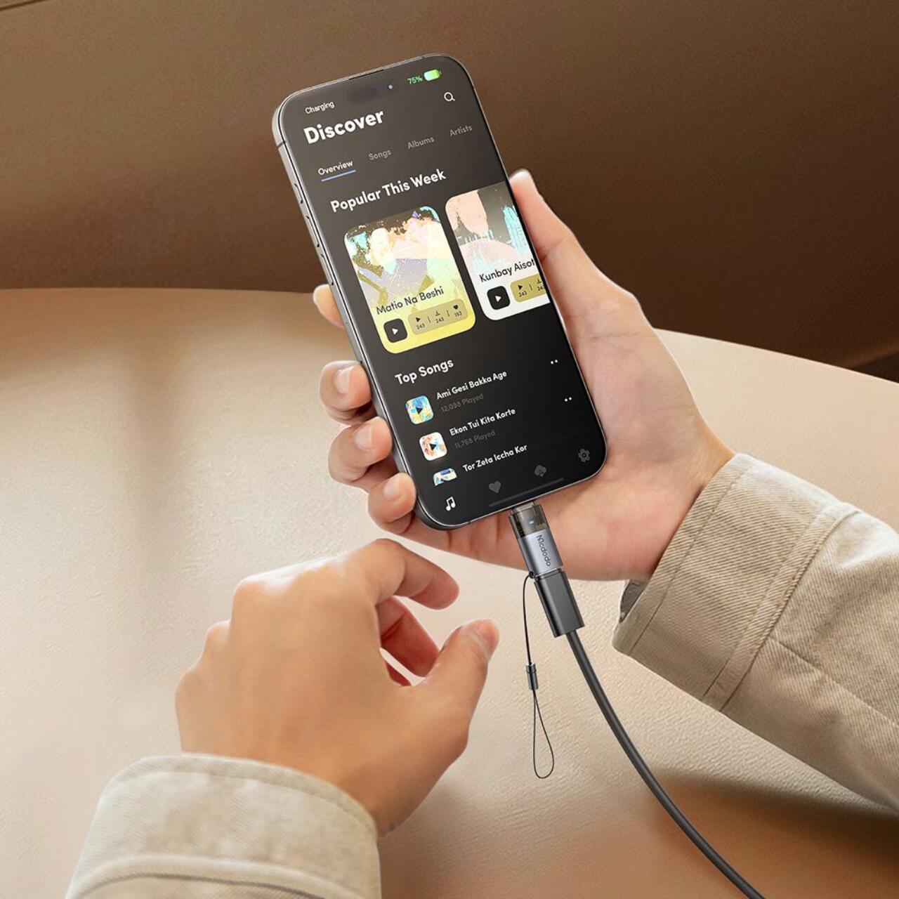Mcdodo Adaptor Type-C la Lightning OTG 36W, aliaj de aluminiu, incarcare si sincronizare date, lumina albastra, snur, Negru [4]