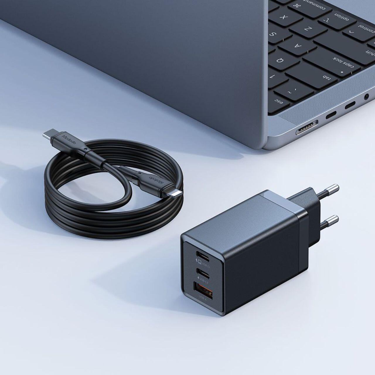 Mcdodo Set Incarcator Retea 2xType-C si 1xUSB-A GaN5 Mini Pro Fast Charger 67W, cablu Type-C la Lightning, 1.2m, Negru [5]
