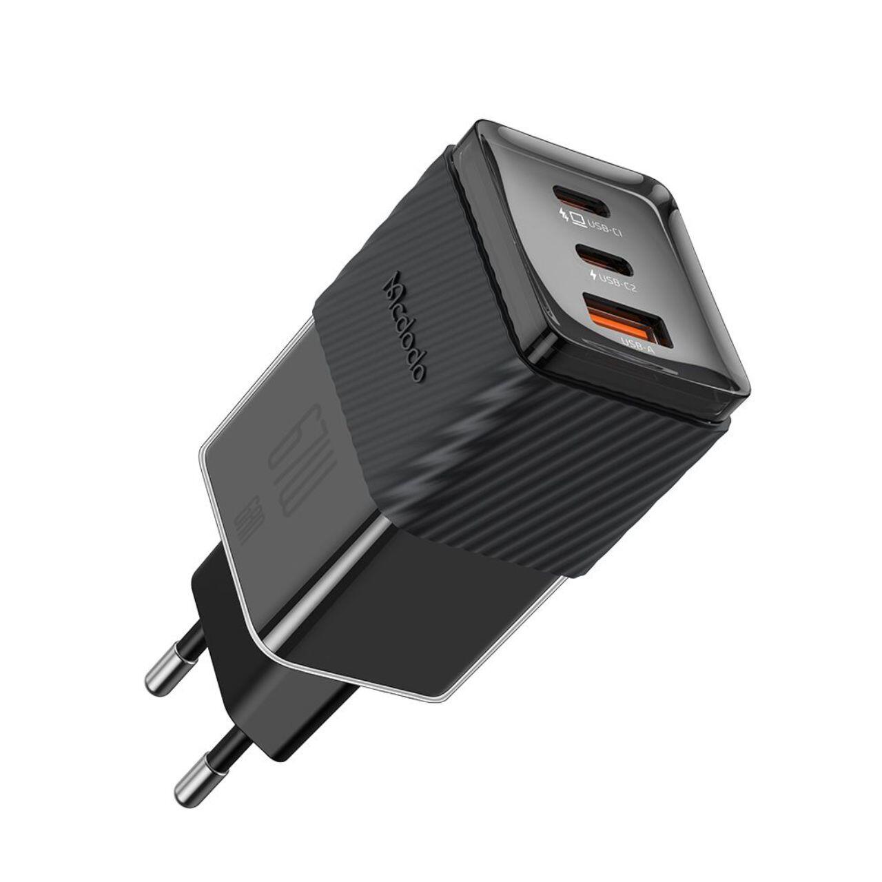 Laptop, Tablete & Telefoane - Mcdodo Incarcator Retea Port 2xType-C si 1xUSB-A Dichromatic GaN5 Mini, Fast Charging PD 67W, Negru
