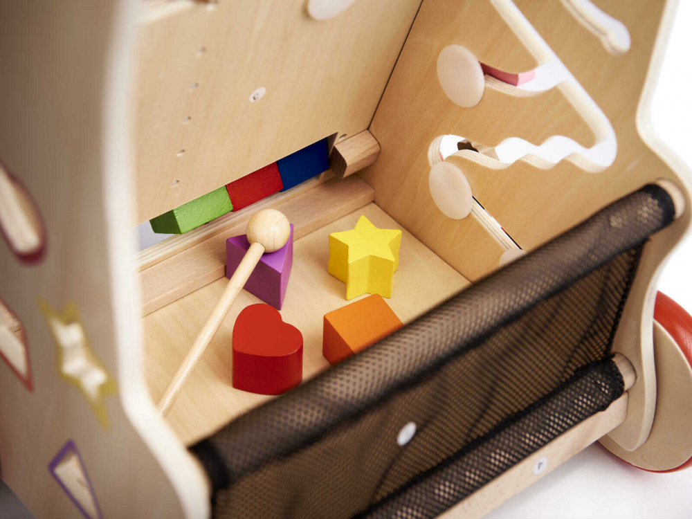 Antepremergator din Lemn pentru Bebe cu 6 Activitati Montessori [6]