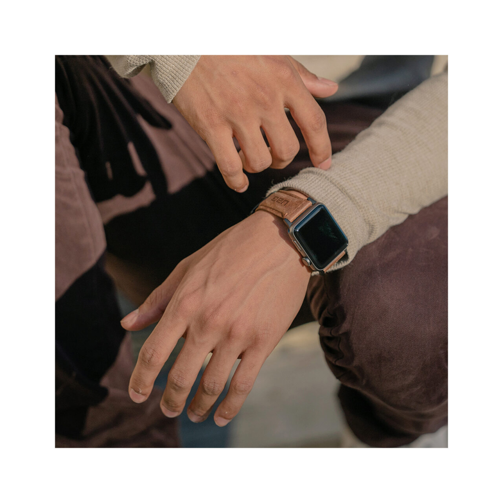 Apple Watch 38mm / 40mm UAG Curea din Piele Brown [3]