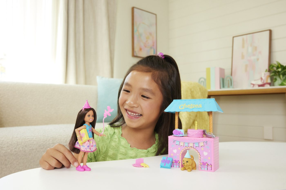 Barbie family and friends set clubul lui chelsea zi de nastere copii varsta 3 ani - 7 ani [3]