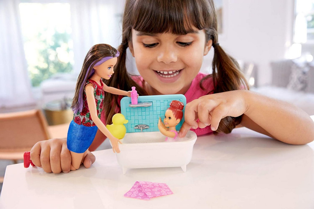 Barbie family facem baita copii varsta 3 ani - 10 ani [6]