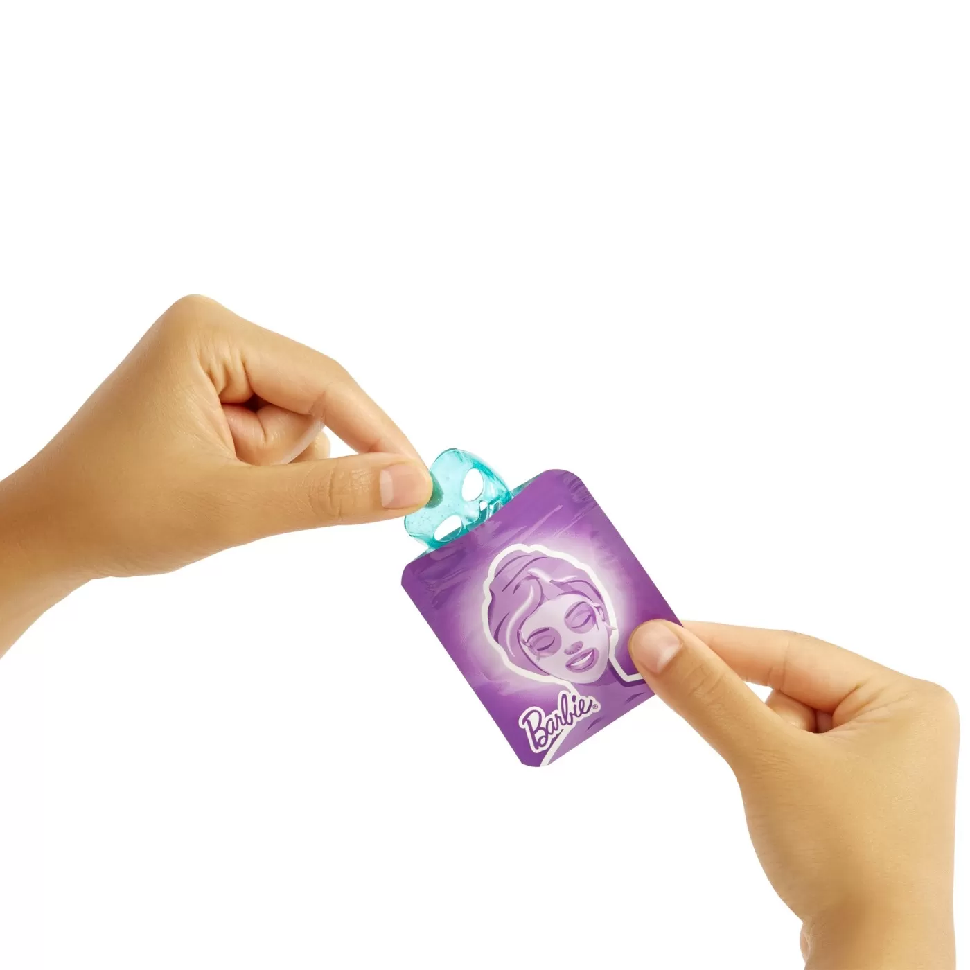 Barbie la salonul de cosmetica, varsta de la 3 ani la 12 ani [6]