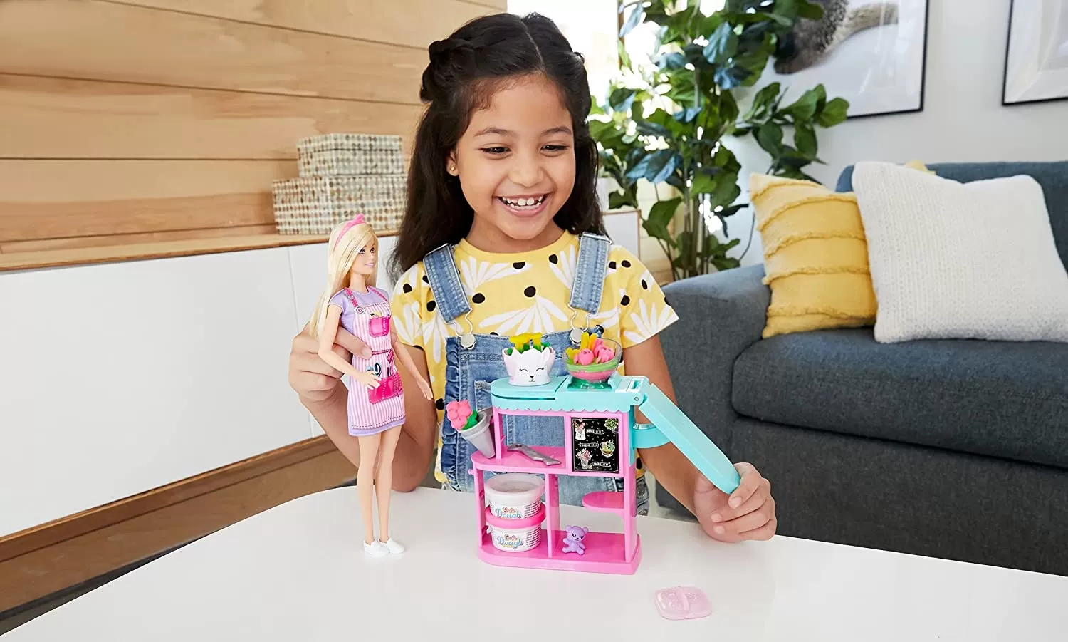 Barbie papusa cariere florarie, varsta de la 3 ani la +15 ani [3]