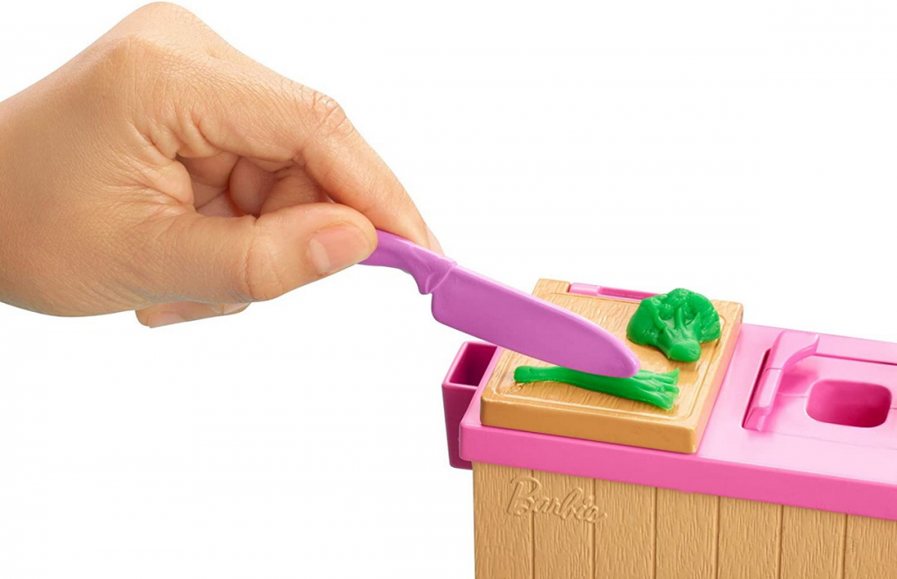 Barbie set de joaca pregateste noodles, varsta de la 4 ani la 10 ani [4]