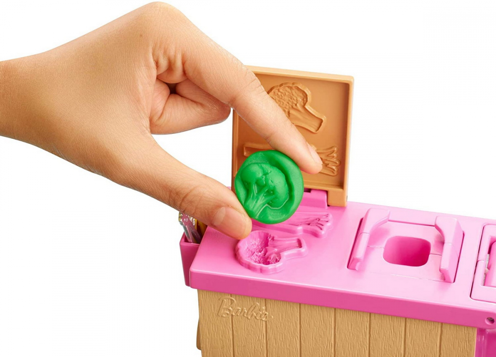 Barbie set de joaca pregateste noodles, varsta de la 4 ani la 10 ani [8]