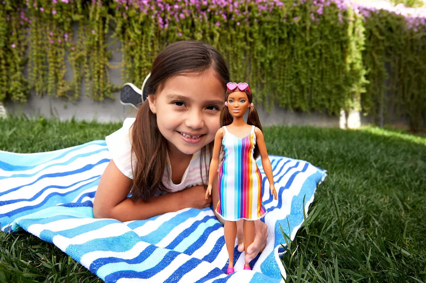 Barbie travel papusa barbie aniversare 50 de ani malibu satena, varsta de la 3 ani la 12 ani [3]