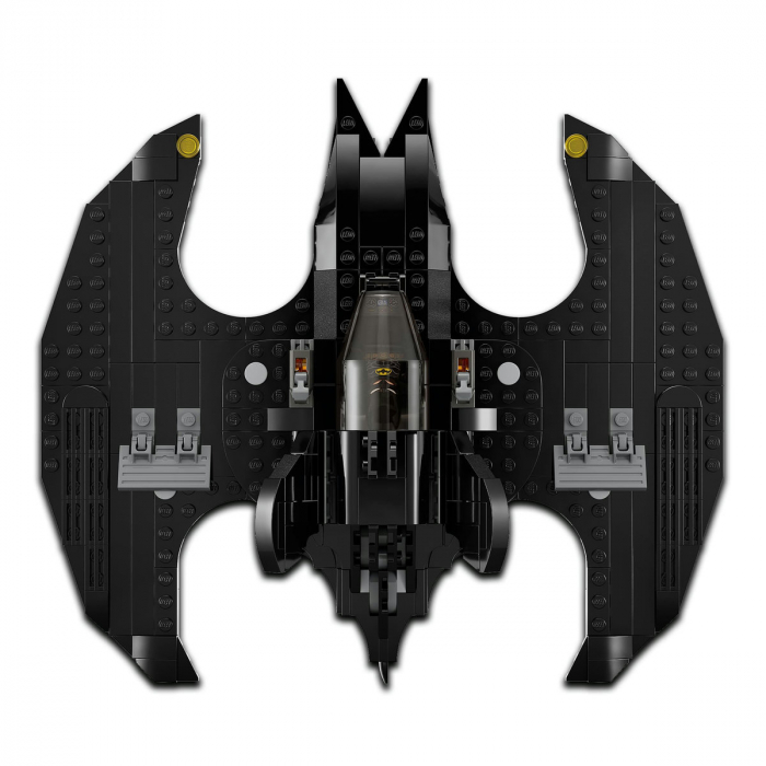 Batwing: Batman contra Joker, varsta de la 8 ani la +15 ani [7]