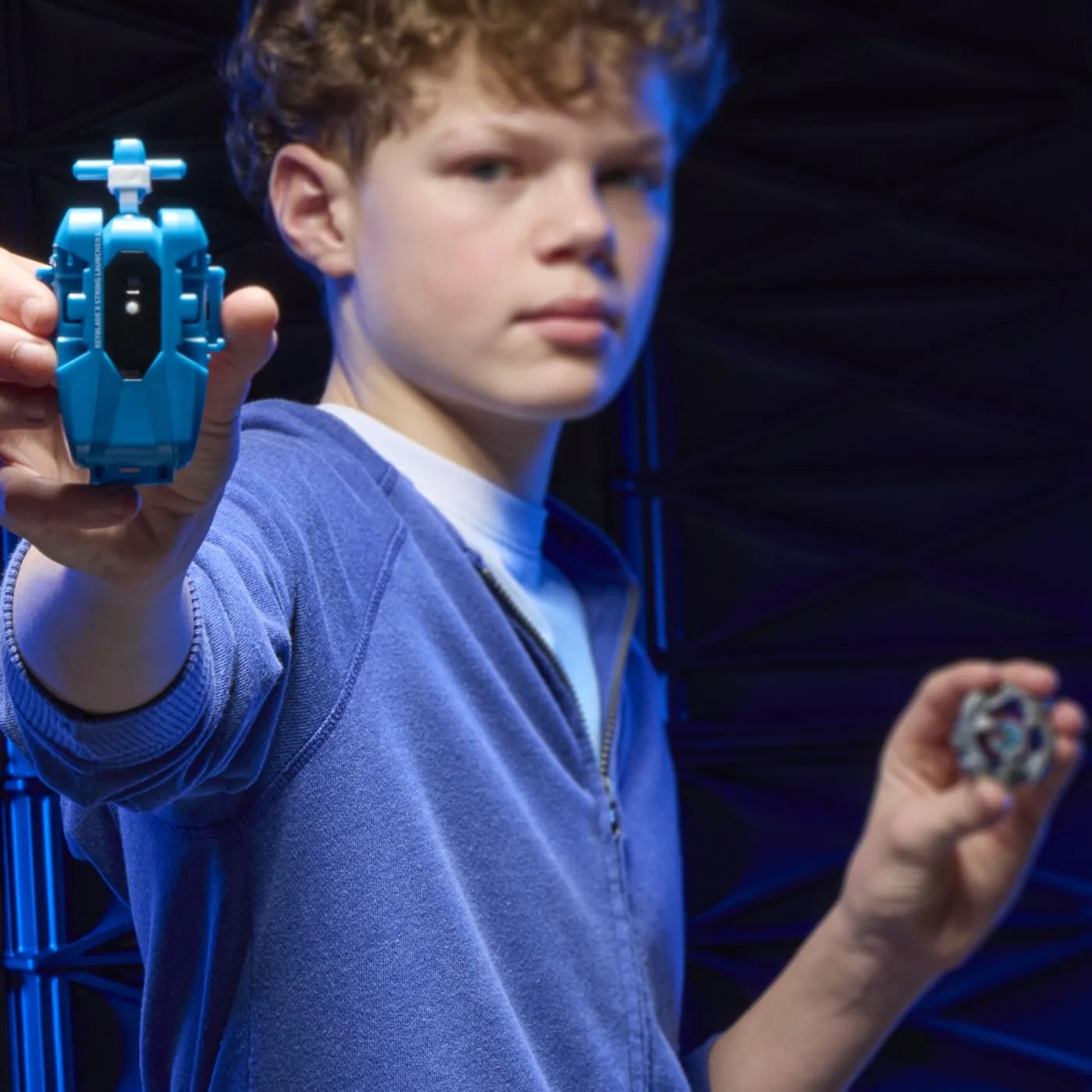 Beyblade x let it rip set lansator si roata cobalt dragoon 2-60c, copii varsta 8 ani pana la 12 ani [3]