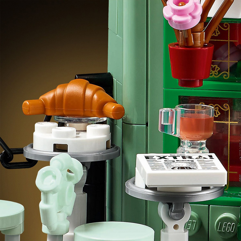 Cafenea frantuzeasca cod lego 10362, varsta de la 14 ani la +15 ani [7]