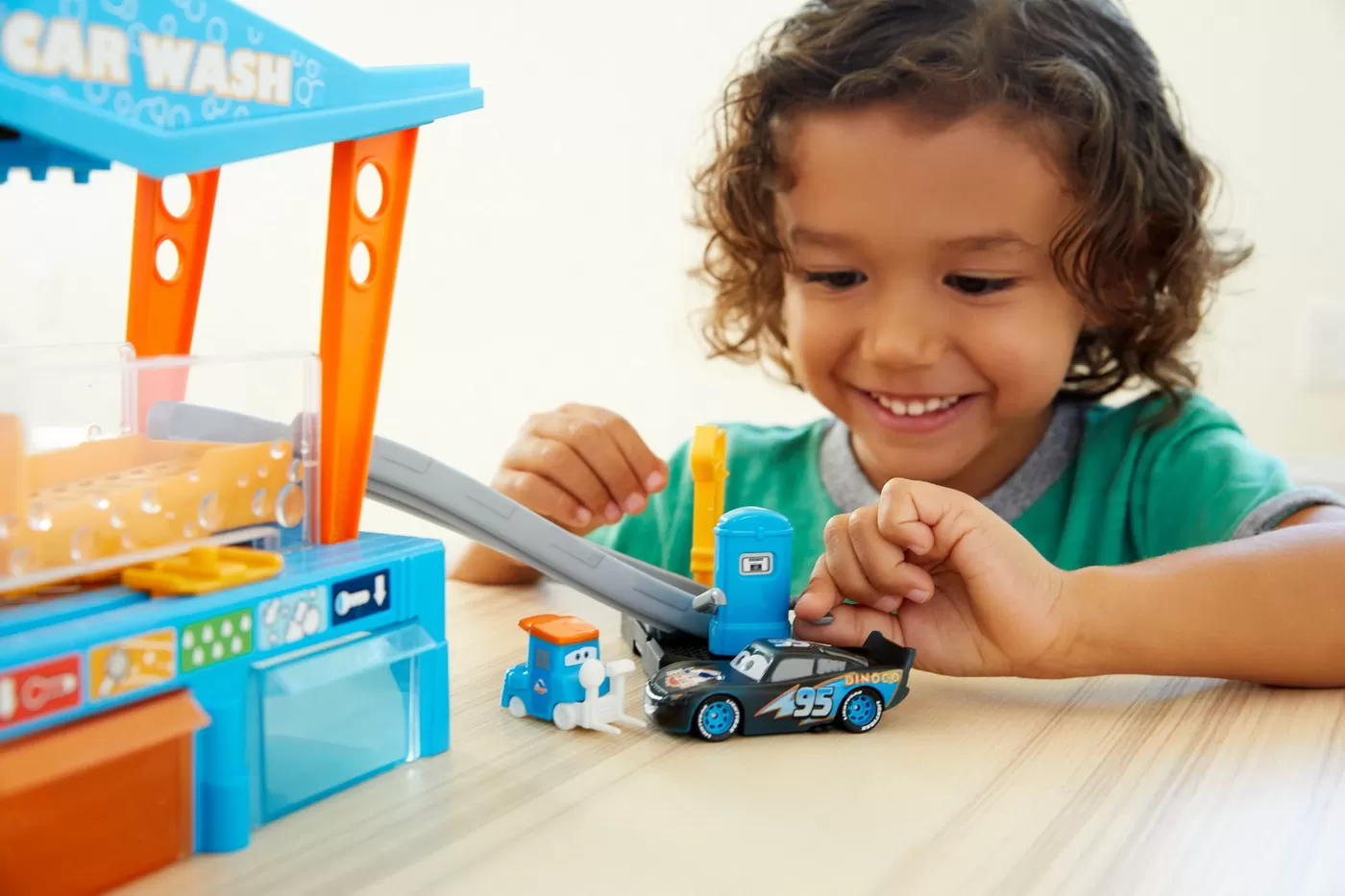 Cars spalatoria dinoco cu schimbare de culoare, varsta de la 4 ani la 12 ani [3]