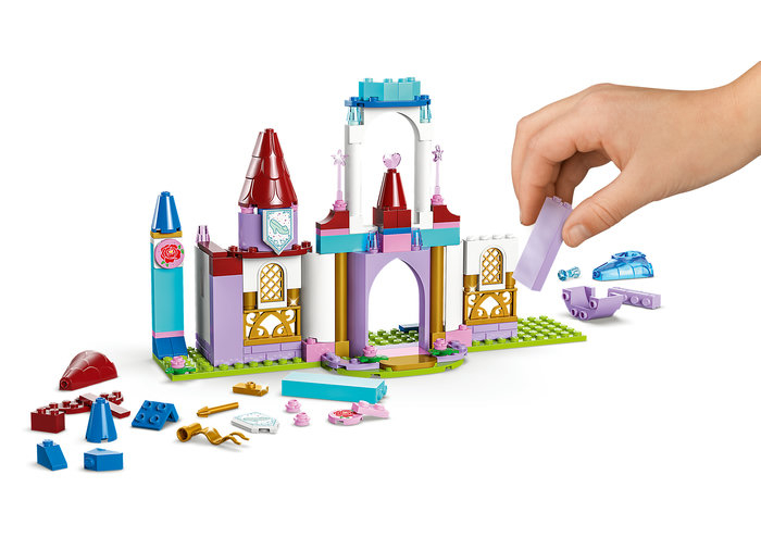 LEGO Disney Princess: Castele creative 43219, 6 ani+, 140 piese, varsta de la 5 ani la 10 ani [7]