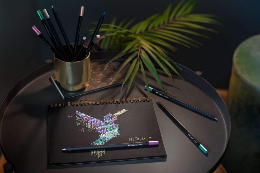 Creioane colorate triunghiulare black edition metalizate Faber-Castell 12 culori/set [3]