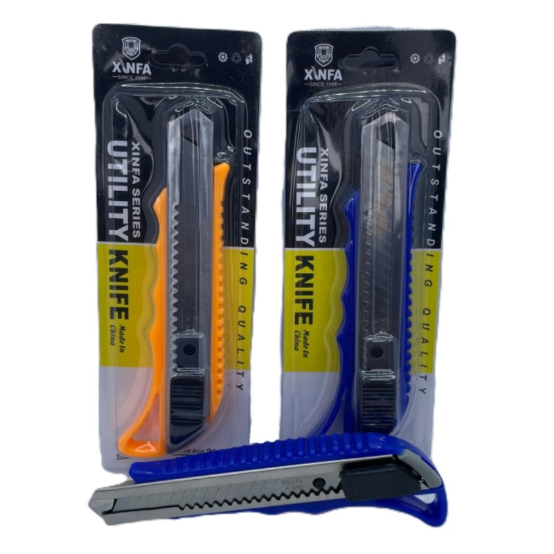 Cutter CNX XF-1883, lama 18mm, profesional [3]
