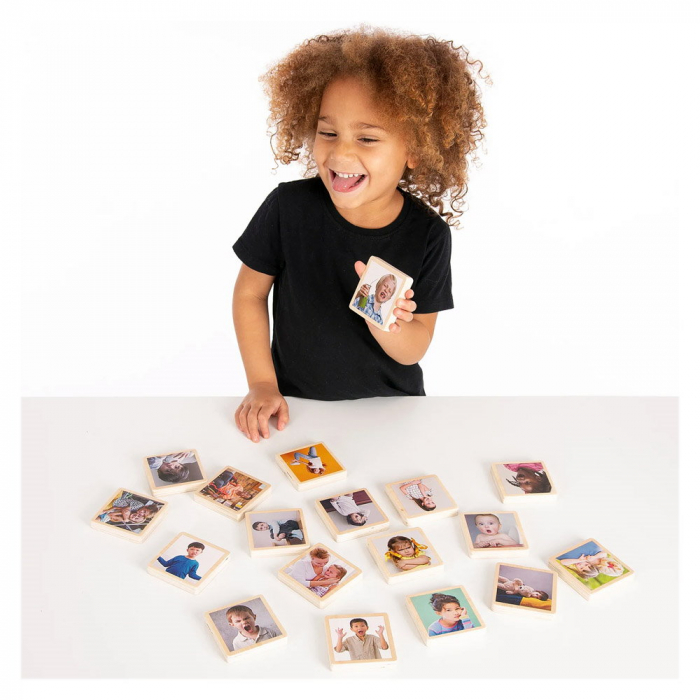 Emotii si sentimente, set placute din lemn, 18 buc., TickiT, 1-7 ani [2]