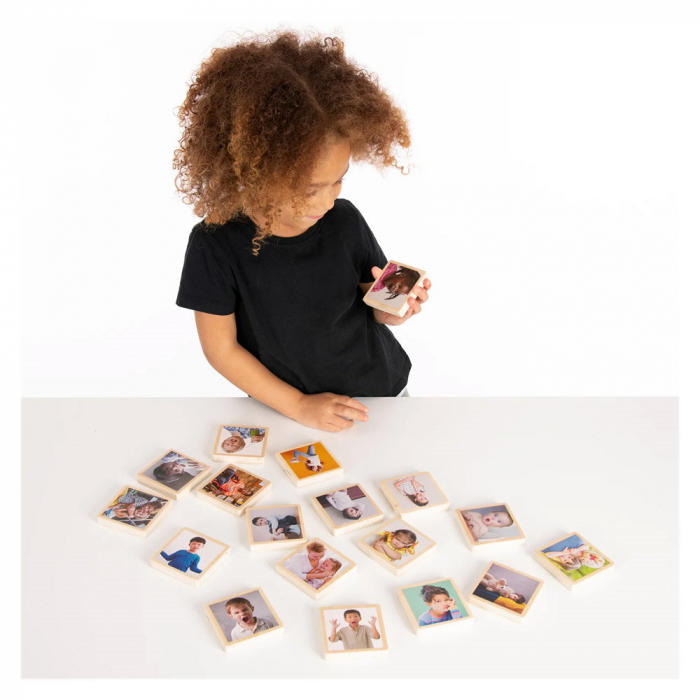 Emotii si sentimente, set placute din lemn, 18 buc., TickiT, 1-7 ani [3]
