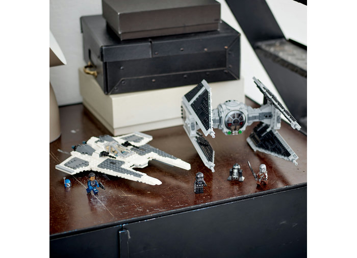 Fang Fighter mandalorian vs TIE Interceptor, varsta de la 9 ani la +15 ani [9]