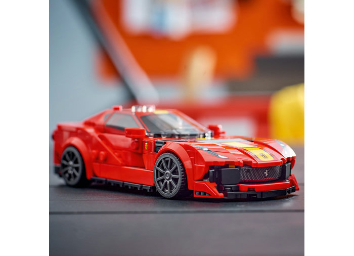 Ferrari 812 Competizione, varsta de la 9 ani la +15 ani [6]