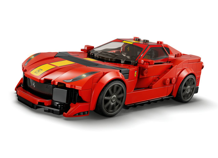 Ferrari 812 Competizione, varsta de la 9 ani la +15 ani [8]