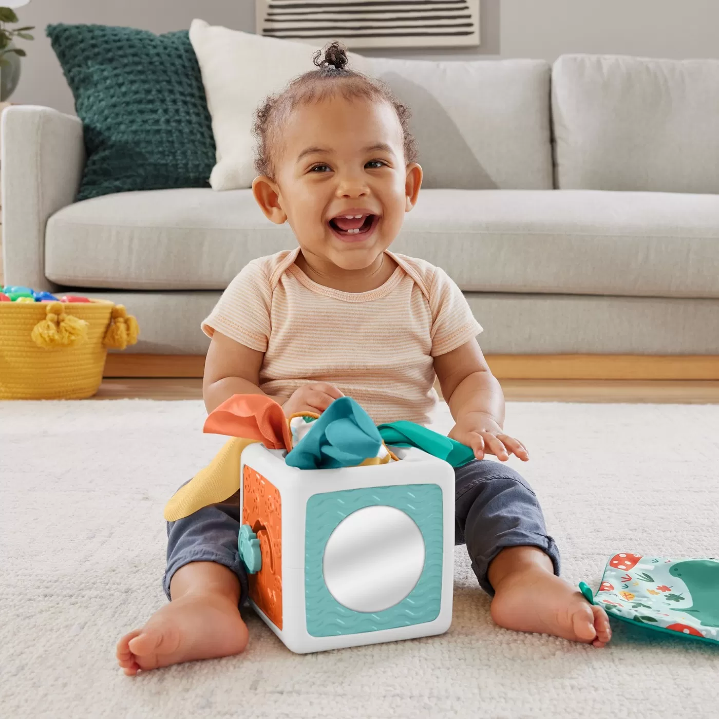 Fisher price cub cu activitati, varsta de la 3 luni la 2 ani [4]