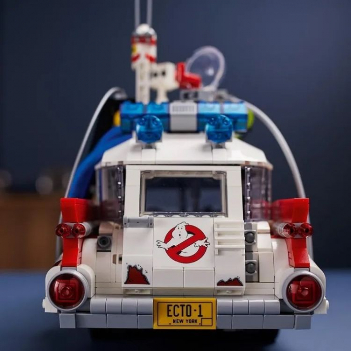 Ghostbusters, varsta de la 14 ani la +15 ani [3]