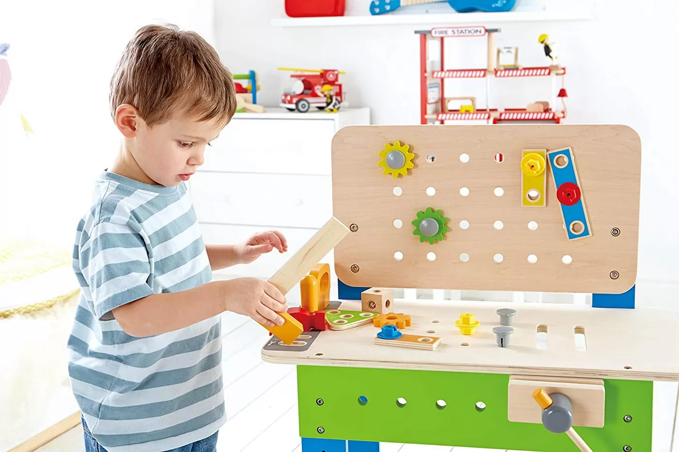 Hape banc de lucru, varsta de la 3 ani la 10 ani [5]