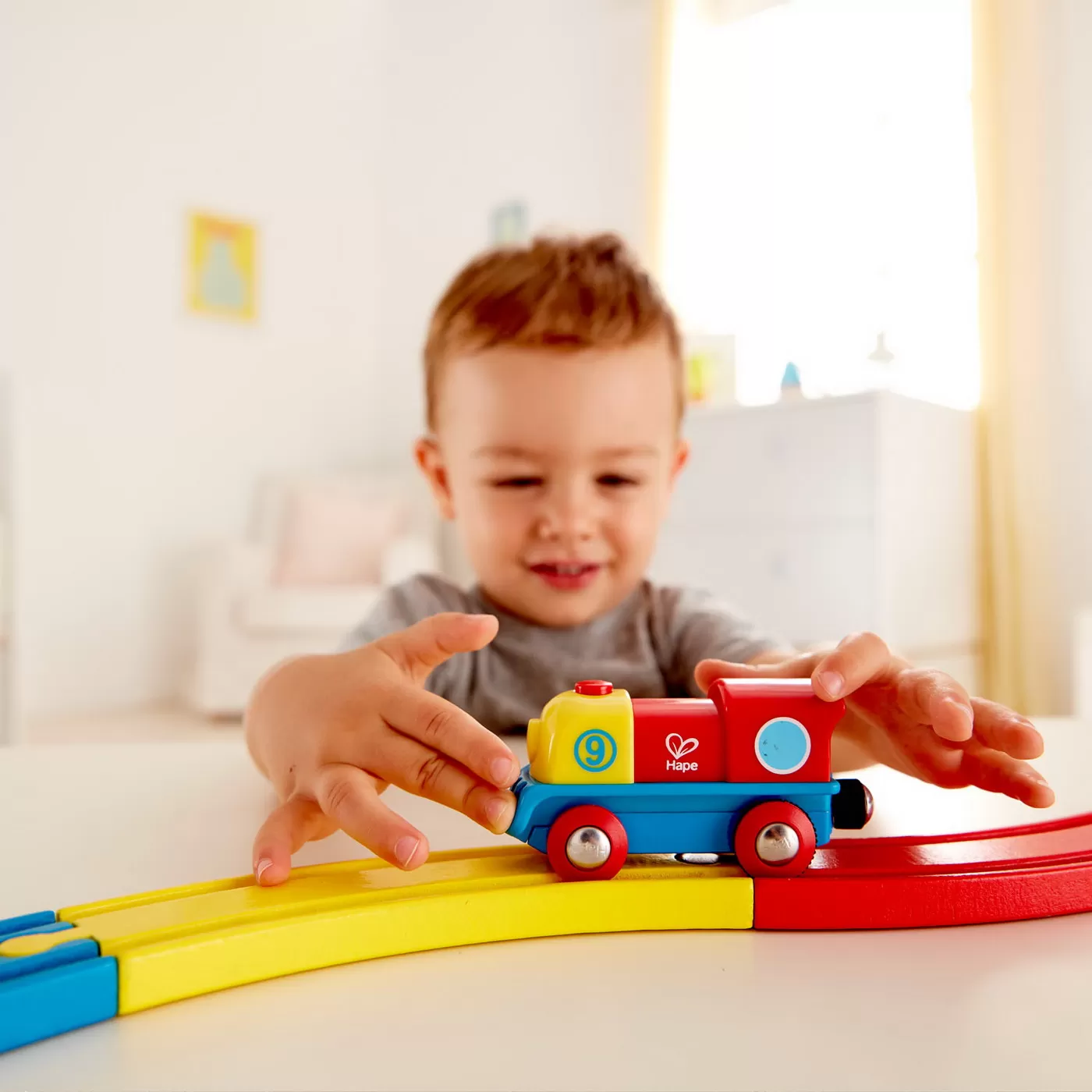Hape locomotiva curajoasa, varsta de la 1 an la 7 ani [3]