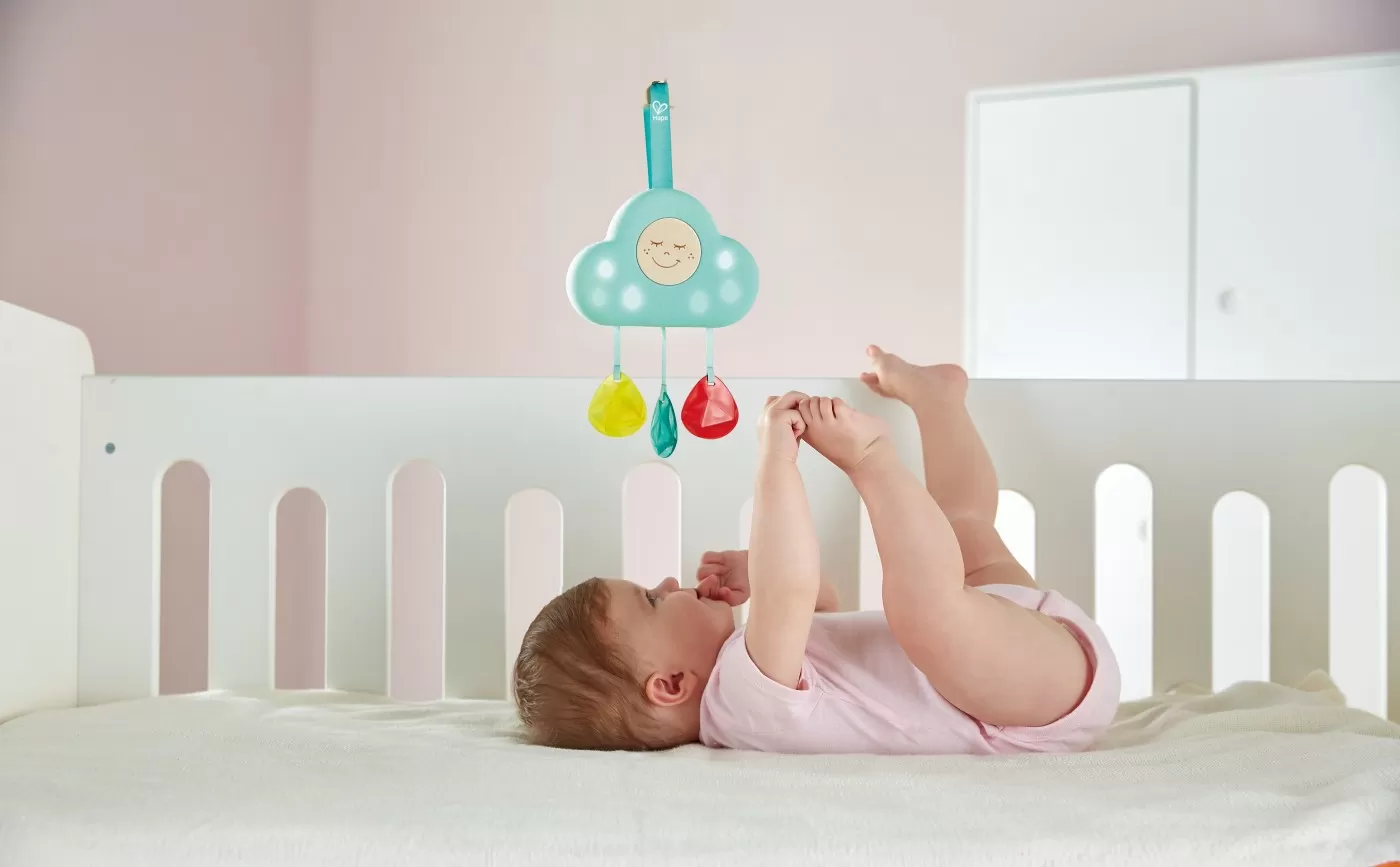 Hape nor muzical cu lumini, varsta de la 0 luni la 1 an [4]