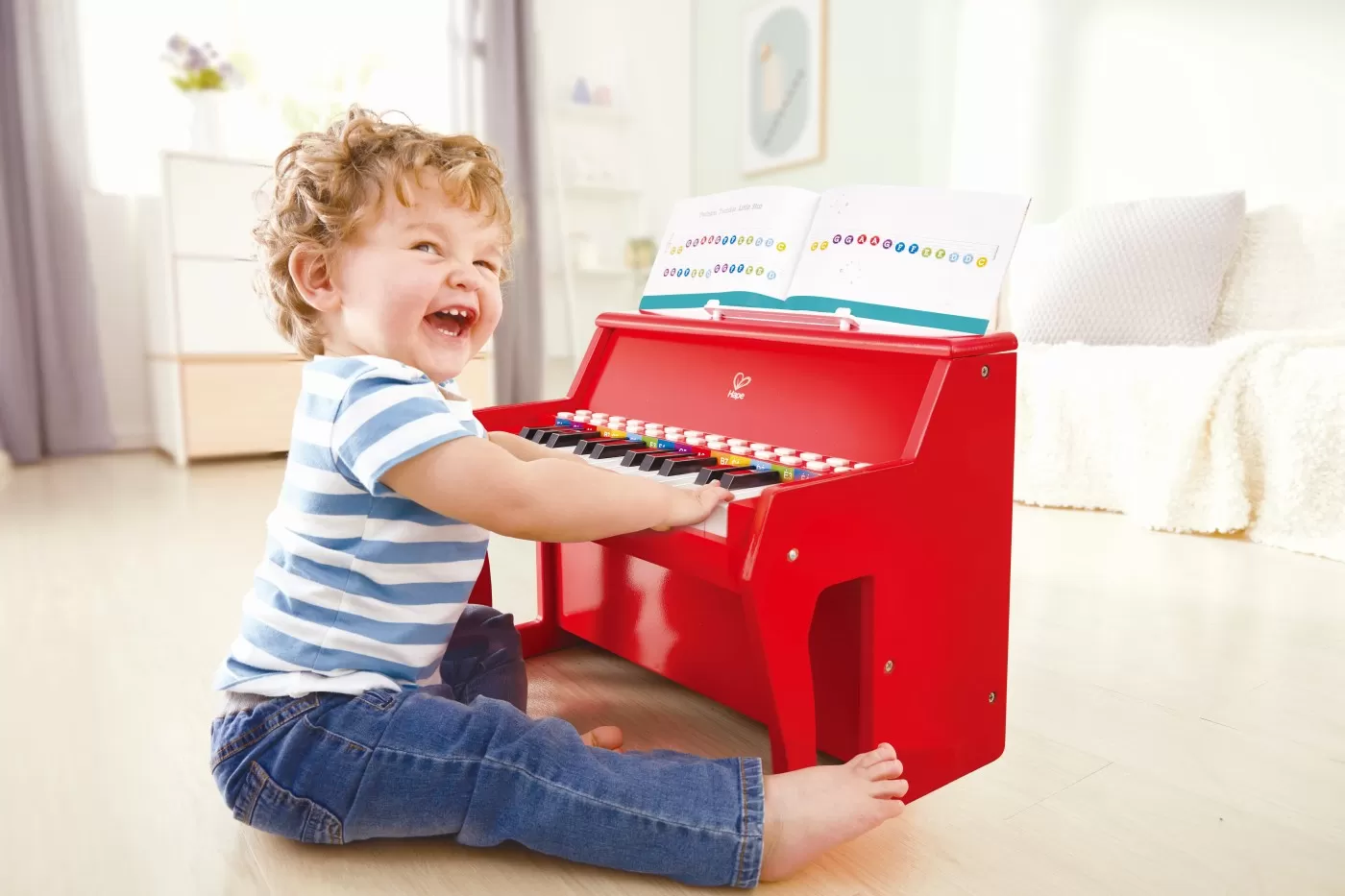 Hape pian electronic rosu cu lumini, varsta de la 3 ani la 7 ani [3]