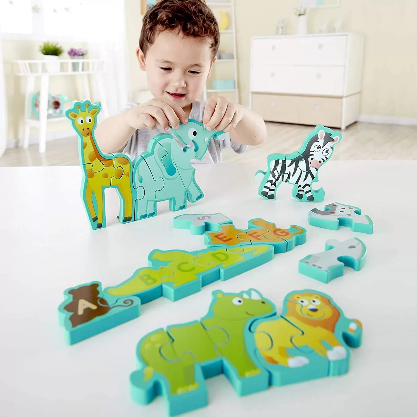 Animale salbatice, Puzzle din lemn cu 26 piese mari si litere, varsta de la 3 ani la 10 ani [3]