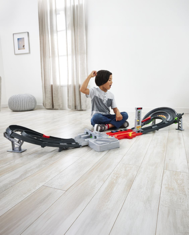 Hot wheels racing cuircuit de curse grand prix formula 1 cu 3 masinute incluse  copii cu varsta peste 5 ani [5]